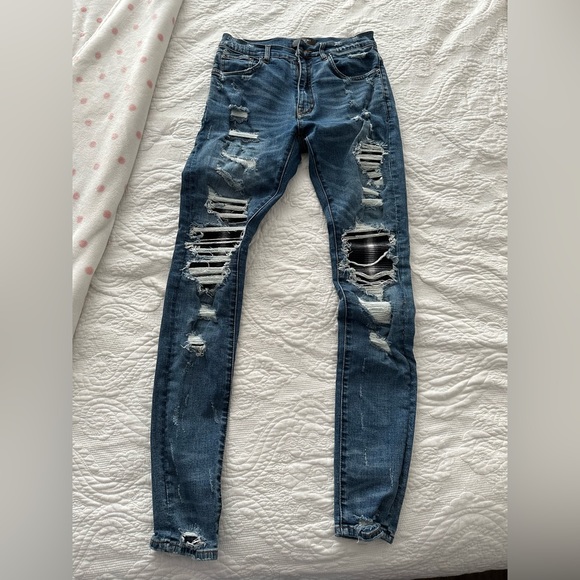 Authentic AMIRI jeans size 30, slim/skinny super stretchy fit, in perfect cond.! - Picture 4 of 8